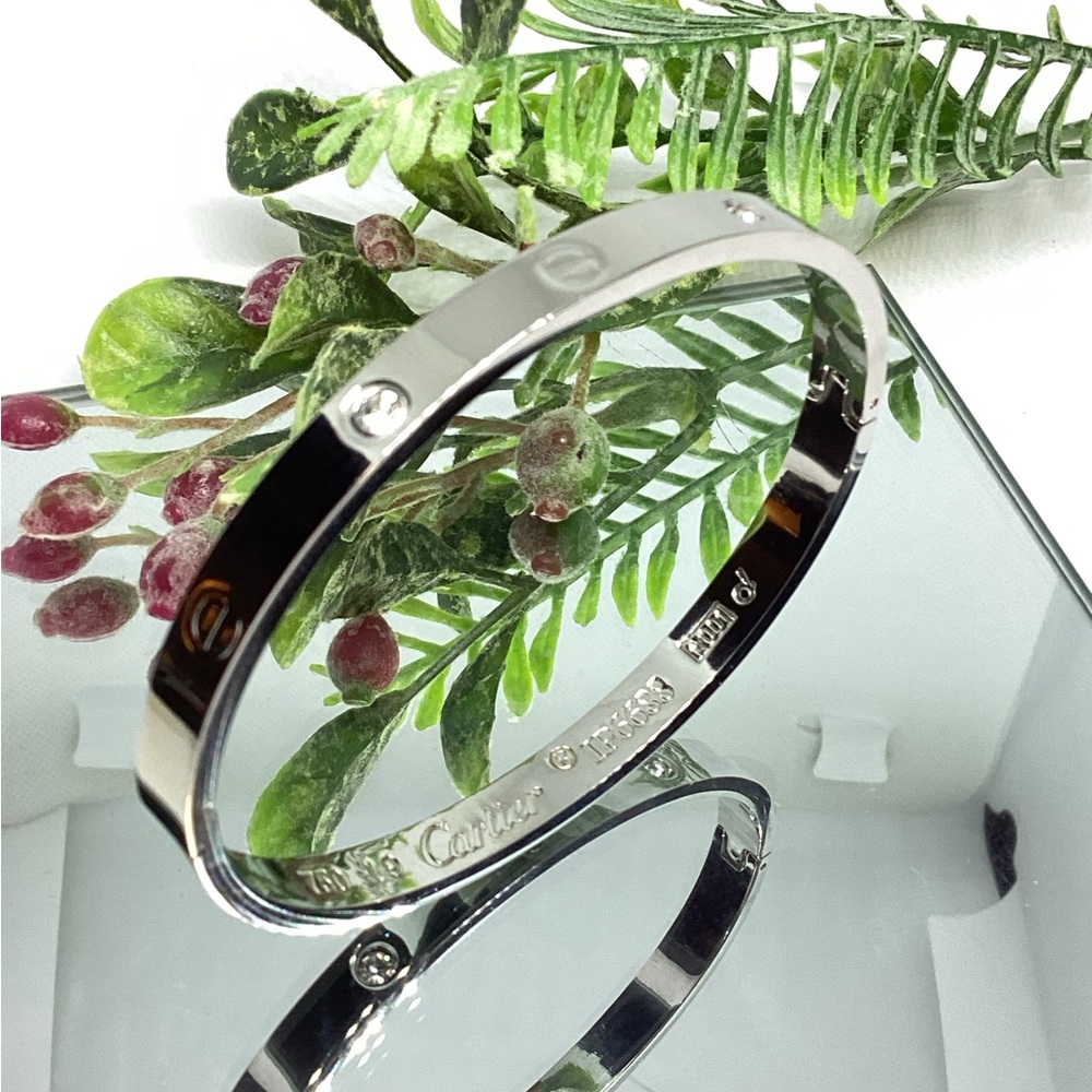 LOVE BRACELET WITH RHINESTONES